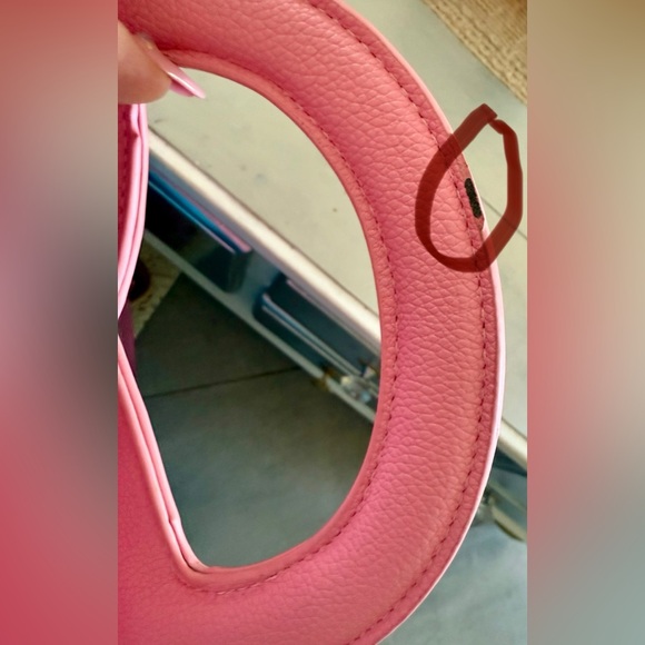Pink Heart Shaped Inspired Women's Bag. - Picture 6 of 14